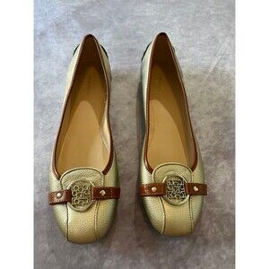 Liz Claiborne Flex flats